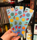 Fruity Lesezeichen mit Kirsch-, Erdbeer-, Pfirsich-, Kiri und Zitronen Print mit holographischer Folie laminiert, knickfest, Bücherliebe