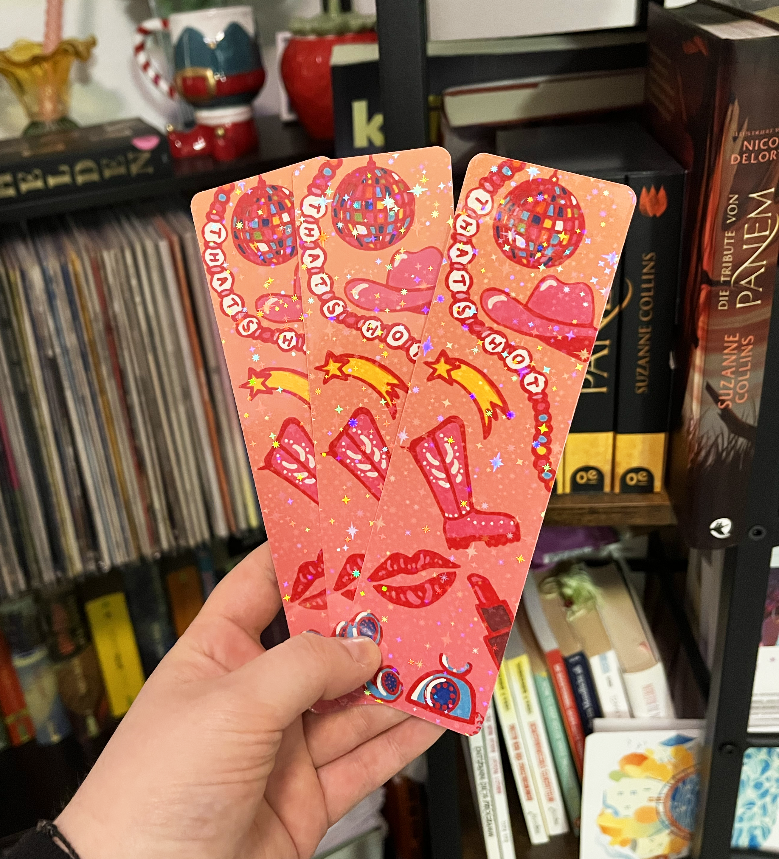 Girly Pop Konzert inspiriertes Lesezeichen, Print mit holographischer Sternen Folie laminiert, knickfest, Bücherliebe